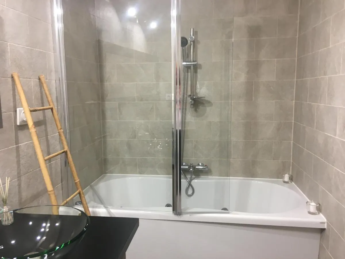 Loft Ravissant Avec Piscine Apartment Cagnes-sur-Mer 0*,  France