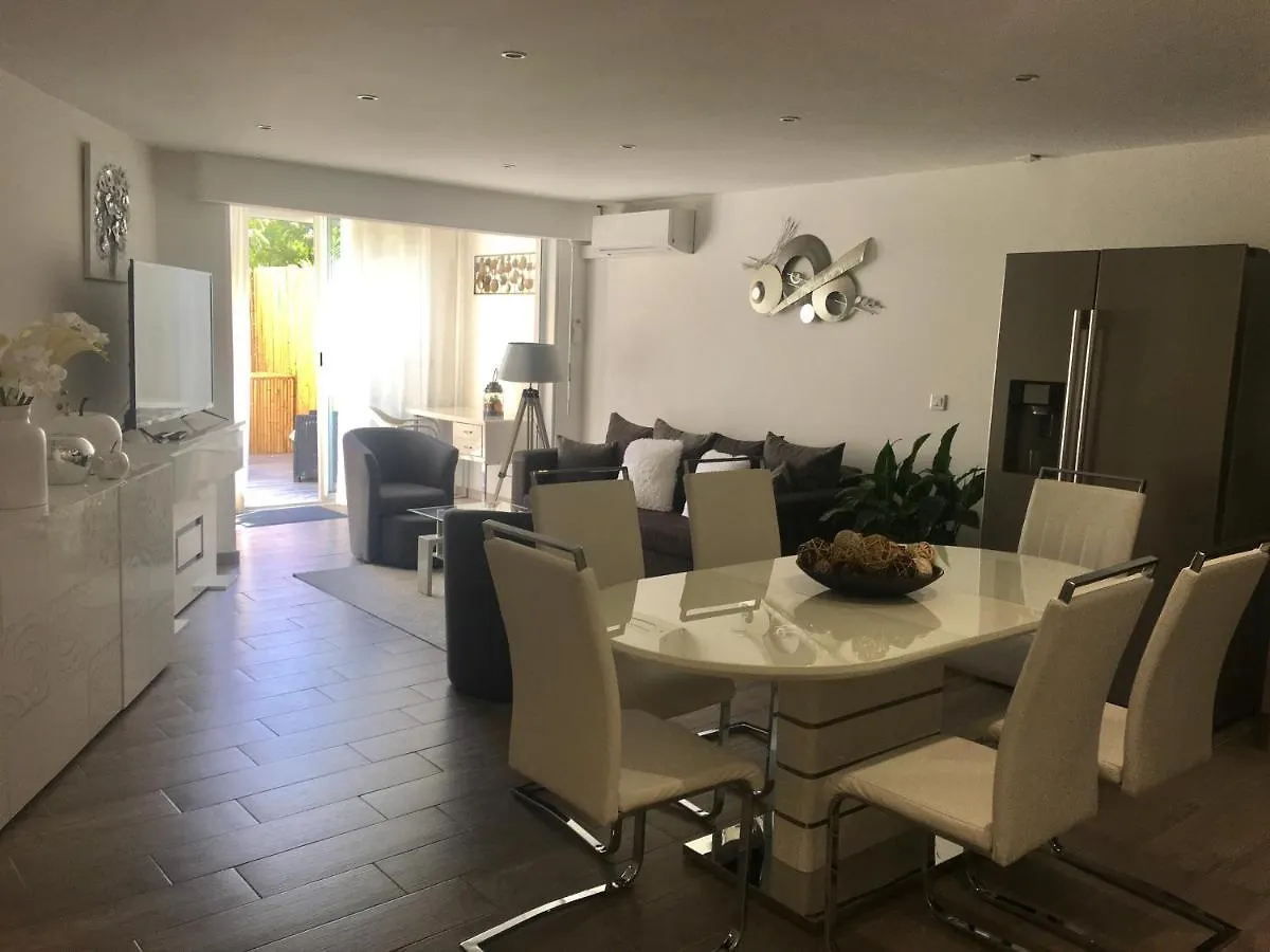 Loft Ravissant Avec Piscine Apartment Cagnes-sur-Mer