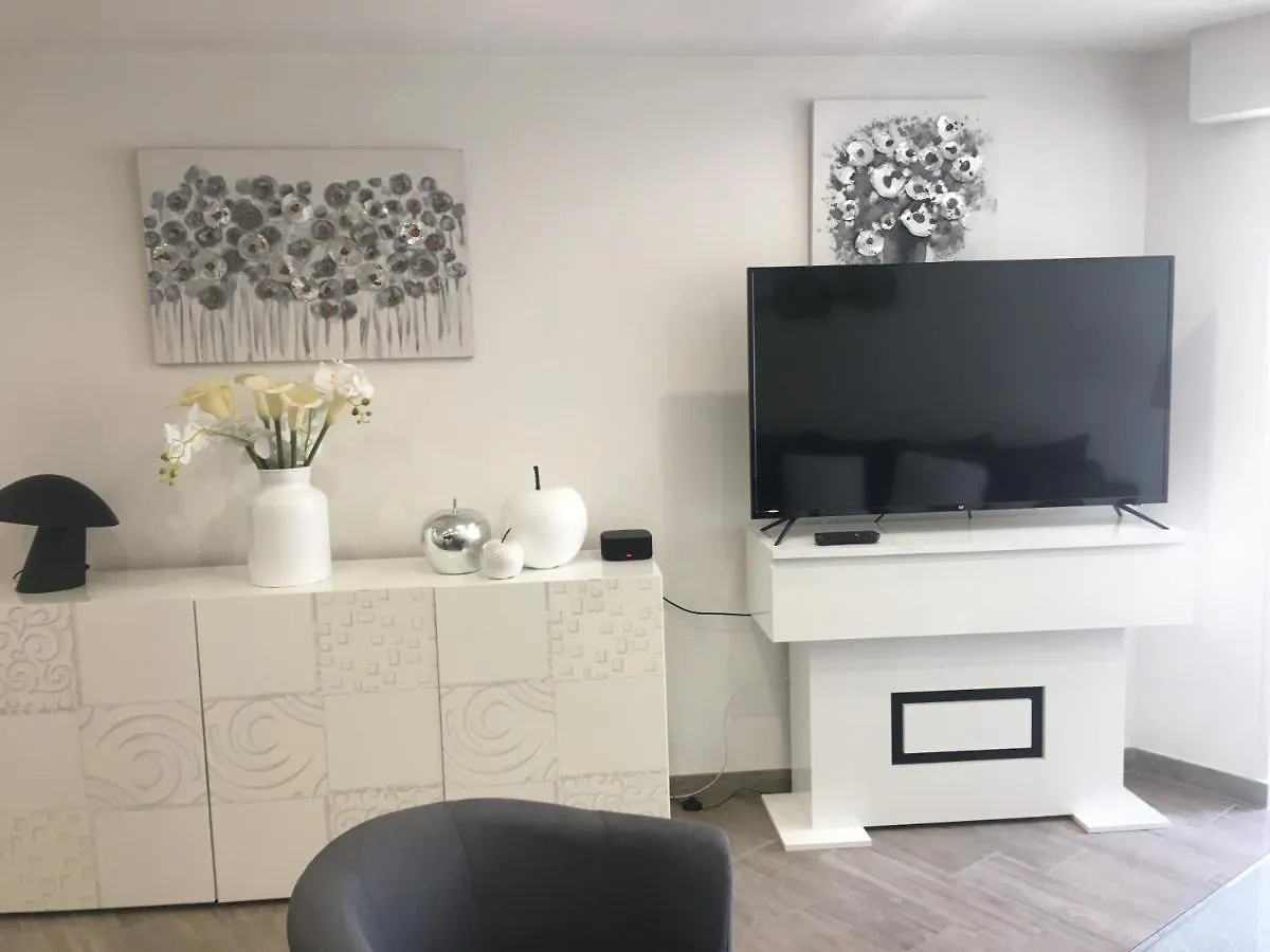 Loft Ravissant Avec Piscine Apartment Cagnes-sur-Mer France