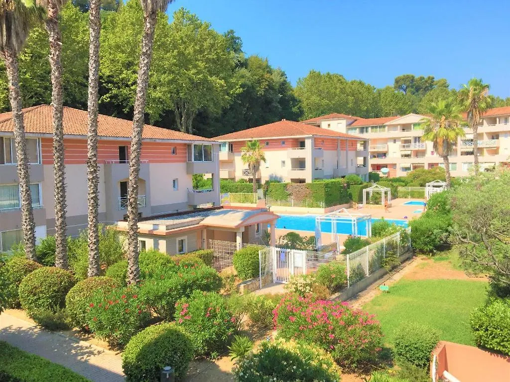 Loft Ravissant Avec Piscine contacts